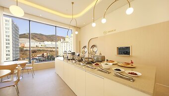 Hermon Hotel Gangseo