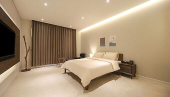 Hermon Hotel Gangseo