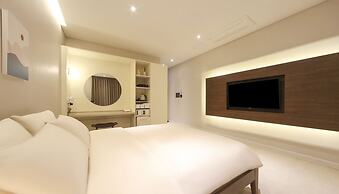 Hermon Hotel Gangseo