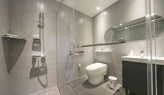 Hermon Hotel Gangseo