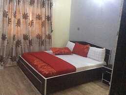 Santarosa Suites & Bar