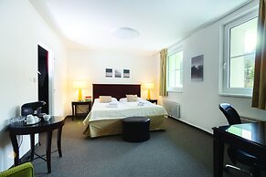Hotel Petrovy kameny