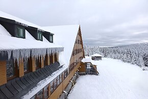 Hotel Petrovy kameny