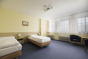 Hotel Petrovy kameny