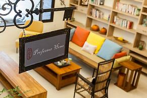 Professor's House 2198