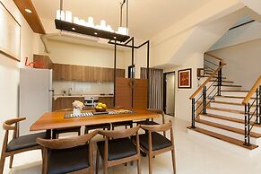 Professor's House 2198