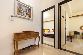 Professor's House 2198