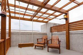 Professor's House 2198