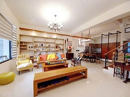 Professor's House 2198