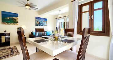 Apartment A12 - Nesoi