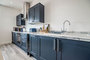 Lady Tenby - 2 Bedroom Luxury Apartment