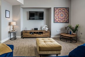 Lady Tenby - 2 Bedroom Luxury Apartment