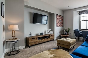 Lady Tenby - 2 Bedroom Luxury Apartment