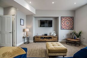 Lady Tenby - 2 Bedroom Luxury Apartment