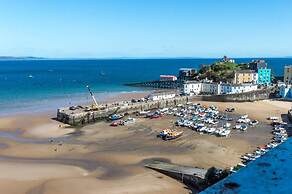 Lady Tenby - 2 Bedroom Luxury Apartment