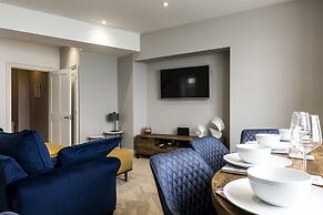 Lady Tenby - 2 Bedroom Luxury Apartment