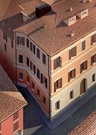 Design Club Collection