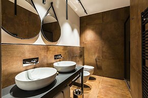 Design Club Collection