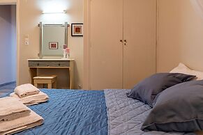 Cozy Summer Retreat - Perfect Location