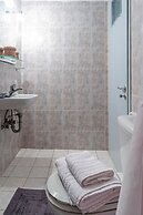 Sunny Summer Retreat - Perfect Location