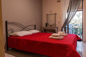 Sunny Summer Retreat - Perfect Location