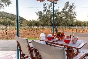 Sunny Summer Retreat - Perfect Location