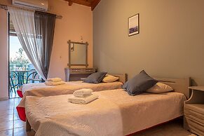 Sunny Summer Retreat - Perfect Location