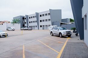 Colonial Flat Hotel