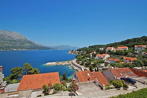 South Island Apartments