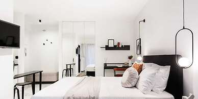 Black & White Studio Lycabettus Hill