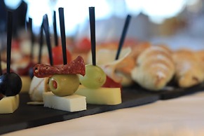 Sky Hotel
