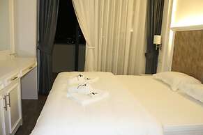 Sky Hotel