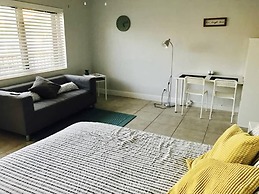 Petrina Studio Apartment