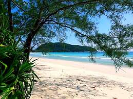 Sea View Beach Bungalows