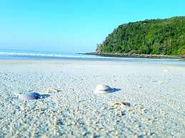 Sea View Beach Bungalows