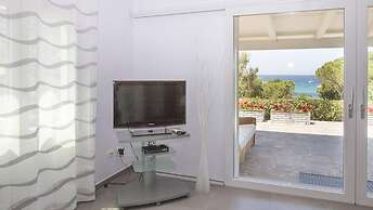 Villetta Biodola Beach