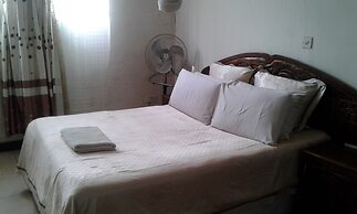 Providence Teez Lodge