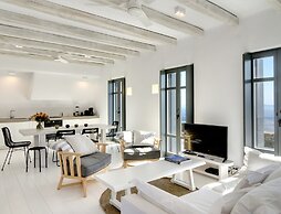 House Y in Kardiani Tinos