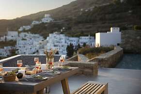 House Y in Kardiani Tinos