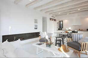 House Y in Kardiani Tinos