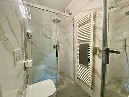 Venice Boutique House