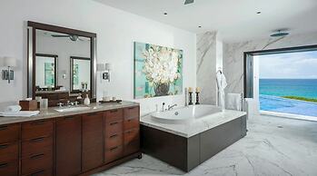 Exclusive Beachfront Holiday Mansion, San Jose Del Cabo Mansion 1020