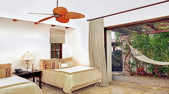 Exclusive Holiday Villa With Private Pool and Beachfront Location, Cab