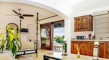 Exclusive Holiday Villa With Private Pool and Beachfront Location, Cab