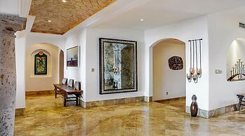 Exclusive Holiday Villa With Private Pool and Beachfront Location, Cab