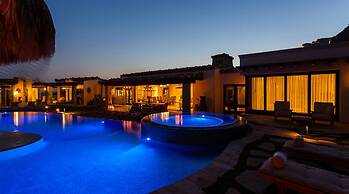 Beautiful Holiday Villa in a Prime Location in Cabo San Lucas 1007