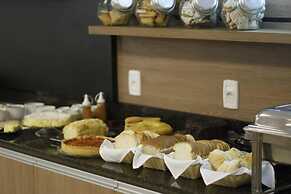 Hotel Klein Vllle Plus