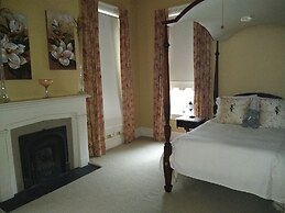 The Pillars in Natchez B&B