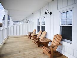 The Lake House on Canandaigua