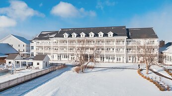 The Lake House on Canandaigua